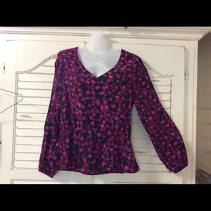 DKNY JEANS long sleeve top with slit sleeves - XS